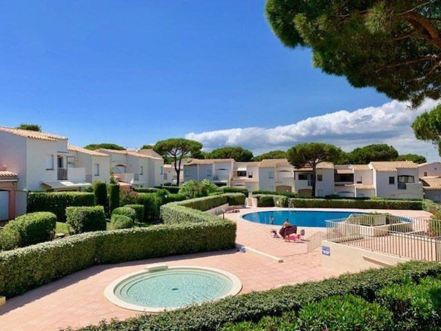 Cap d'Agde T2 avec piscine, tennis et parking. Buitenkant foto