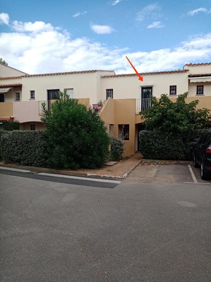 Cap d'Agde T2 avec piscine, tennis et parking. Buitenkant foto